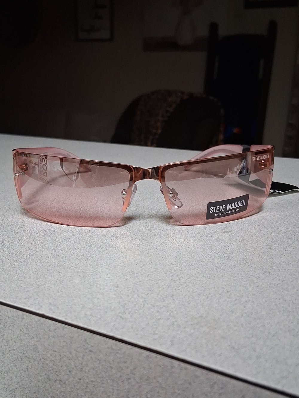 BNWT Steve Madden KEANIE Pink Rimless Sunglasses